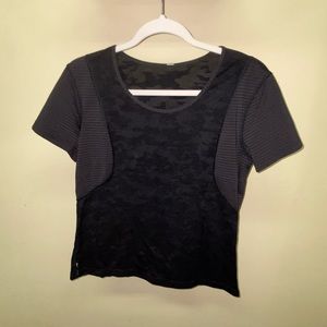 Lululemon top